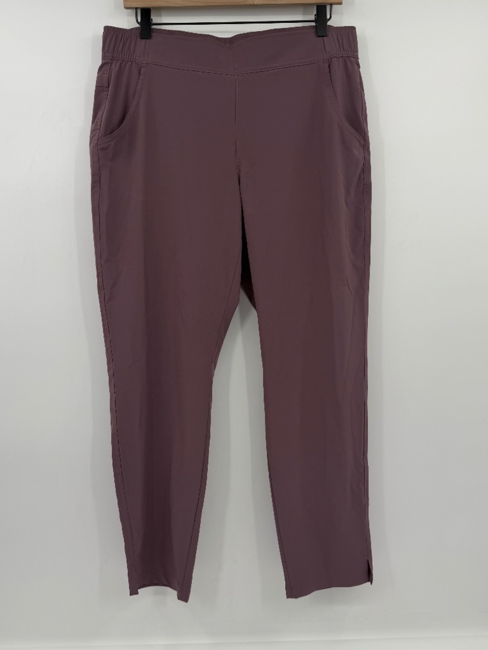 Eddie Bauer Traveler Ankle Pants Women Medium Purple Lightweight Pull On